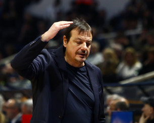 Αταμάν: «Δεν μπορώ να βρω εγώ τη λύση, αλλά οι παίκτες...» (video)