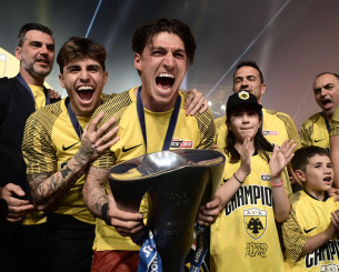 Ολοκληρώνεται το «μπαμ» του Ατρομήτου με Τσούμπερ - Το βράδυ της Τετάρτης στην Αθήνα ο Ελβετός