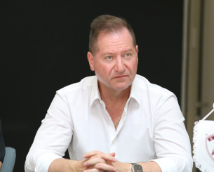 Βαριά τιμωρία στον Νταβέλη για τα όσα συνέβησαν στον αγώνα με την Κηφισιά