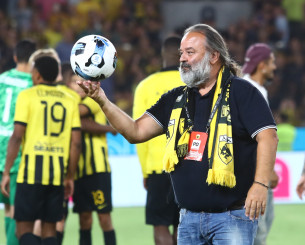 Μαθαίνει γρήγορα και το βρίσκουν μπροστά τους