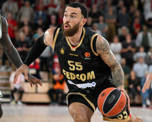 Διέψευσε την «Equipe» για την απεργία ο Τζέιμς: «Μου ζήτησαν να γίνω και Κυβερνήτης του Μονακό»