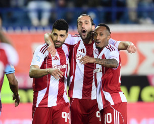 Η βαθμολογία της Super League μετά τις νίκες του Ολυμπιακού και του ΠΑΟΚ