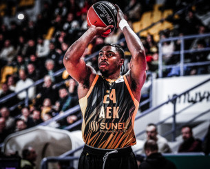 Φρανκ Μπάρτλεϊ, η πιο value for money επένδυση της ΑΕΚ «διαλύει» κάθε είδους συγκρίσεις
