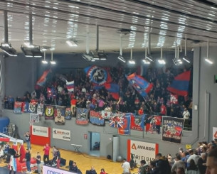 Κατάμεστο το κλειστό της Γλυφάδας στον «τελικό» του Πανιωνίου κόντρα στον Κολοσσό Ρόδου