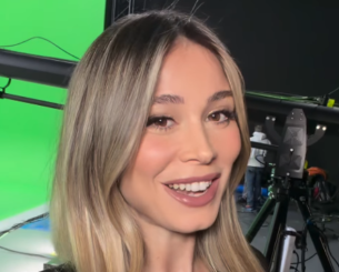 Είναι σέξι και δεν το κρύβει καθόλου - Η Ντιλέτα Λεότα κατάφερε πάλι να «κλέψει« την παράσταση από τους ποδοσφαιριστές (photos)