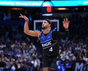 Ο Τζέιλεν Σαγκς στο Athletiko: «Θα ήταν σοκαριστική μια πιθανή ανταλλαγή του Γιάννη»