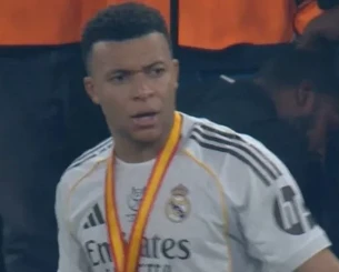 Αντιδράσεις με την κίνηση του Εμπαπέ - Ζήτησε από τους συμπαίκτες του να μην κάνουν «pasillo» στην Μπαρτσελόνα