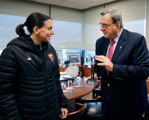 Η Ιωάννα Καρέλια στηρίζει την προσπάθεια των Ελλήνων αθλητών για πρόκριση στους Ολυμπιακούς Αγώνες 2028