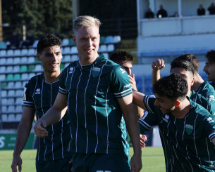 Με εκτέλεση φάουλ - αριστούργημα ο Μάγκνουσον δίνει το προβάδισμα στον Λεβαδειακό κόντρα στην Κηφισιά