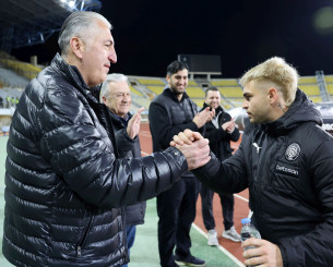 Μπούσης μετά τη νίκη του ΟΦΗ: «Όριό μας ο ουρανός»