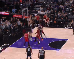 Το poster του Σαμπόνις κυριάρχησε στο Top 10 του ΝΒΑ (video)