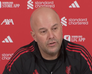 Δεν είχε άλλα λόγια για να αποθεώσει τον Σαλάχ ο Σλοτ: «Ακόμα κι αν είχαμε 15 επιθετικούς, πάλι θα χαιρόμουν που επιστρέφει»