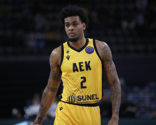 Ο Γκρεγκ Μπράουν στο Athletiko: «Το ντεμπούτο που ονειρεύτηκα από τότε που ήρθα στην AEK»