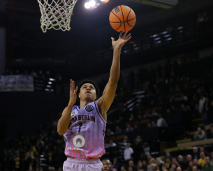 «Μάτια» του ΝΒΑ στο παιχνίδι της ΑΕΚ με την Άλμπα Βερολίνου για το next big thing του γερμανικού μπάσκετ