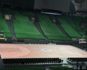 Το Τ-Center έτοιμο να υποδεχτεί τις «πράσινες» της Ερντέμ - Το σήμα του Ερασιτέχνη στην... καρδιά του glass floor