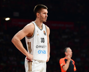 Αμφίβολος ο Πετρούσεφ για την Dubai BC