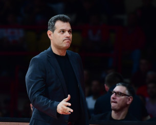 Ιτούδης: «Ο λόγος της ήττας δεν σχετίζεται με το μπάσκετ - Οι παίκτες τον ξέρουν»