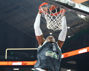 Το ξεκάθαρο «σημάδι» του Αταμάν στο... ζωγραφιστό: Φοβερό πρώτο ημίχρονο των ψηλών του Παναθηναϊκού