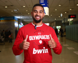 Τζόζεφ: «Ενθουσιασμένος που ανήκω στον Ολυμπιακό, έχω τεράστιο κίνητρο» (video)