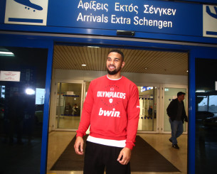 Τι είπε για τον Χολμς ο Κόρι Τζόζεφ κατά την άφιξή του στην Ελλάδα για τον Ολυμπιακό (video)