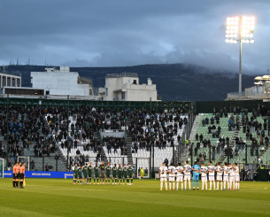 Τηρήθηκε ενός λεπτού σιγή στο Παναθηναϊκός - Κηφισιά για τους αδικοχαμένους οπαδούς του ΠΑΟΚ