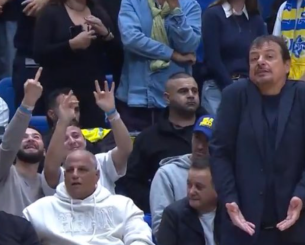 Χειρονομίες και ύβρεις κατά την αποχώρηση του Αταμάν από το γήπεδο της Μακάμπι