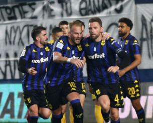 Ο Άρης παίρνει το προβάδισμα στο Αγρίνιο με κεφαλιά του Φαμπιάνο (video)