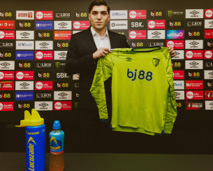 Μανδάς: «Περήφανος και όνειρο για μένα η Μπόρνμουθ»