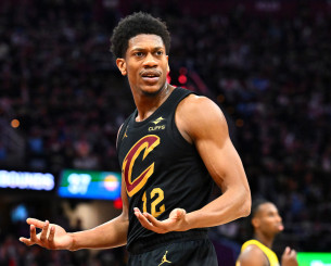 Οι Καβαλίερς έδωσαν τον Χάντερ στους Κινγκς για τους Σρέντερ και Έλις