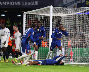 «Λύγισε» στο φινάλε η ηρωική Πάφος απέναντι στην Τσέλσι - Ηττήθηκε στο Τορίνο η Μπενφίκα του Παυλίδη