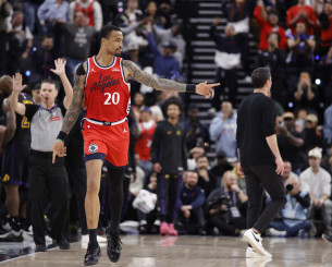 Οι Κλίπερς πήραν το ντέμπι του Λος Άντζελες, άνετη νίκη για τους Σπερς