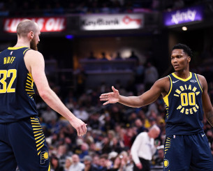 Οι Πέισερς λύγισαν τους Χοκς, πέρασαν από το Μαϊάμι οι Μπουλς