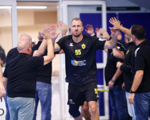 Διπλό μεταγραφικό «μπαμ» Ολυμπιακού: Παίρνει Κιουν και Ίβιτς από την ΑΕΚ