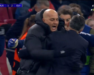 Οι έξαλλοι πανηγυρισμοί παικτών και τεχνικού επιτελείου του Ολυμπιακού μετά την πρόκριση (video)