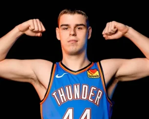 Ο Νίκολα Τόπιτς επιστρέφει στη δράση τέσσερις μήνες μετά τη διάγνωση του με καρκίνο!