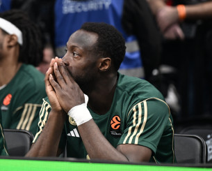 Πρόβλημα στο χέρι ο Γκραντ