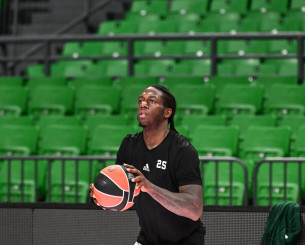 Τρομερός Ναν: Ευστόχησε σε 240 τρίποντα στην προπόνηση του Παναθηναϊκού (video)