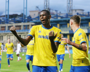 Ο Παναιτωλικός πούλησε τον Ενκολολό σε ομάδα της Κίνας