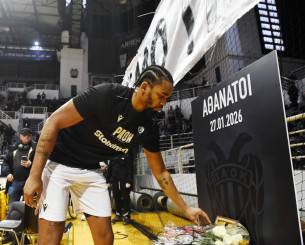 Η μπασκετική οικογένεια του ΠΑΟΚ τίμησε την μνήμη των 7 αδικοχαμένων οπαδών της (videos)