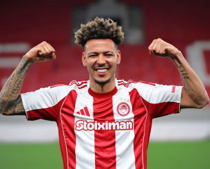 Έτοιμος και ο Κλέιτον με το «19» στη φανέλα