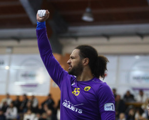 Δείτε την τρομερή απόκρουση του Ματέους στον μεγάλο τελικό του Κυπέλλου Ολυμπιακός-ΑΕΚ (video)