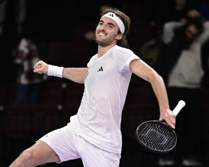 Ο Τσιτσιπάς έστειλε την Ελλάδα στο World Group I του Davis Cup