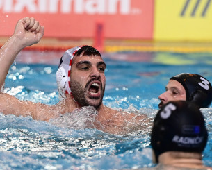 Ο Ολυμπιακός νίκησε τη Ραντνίτσκι και πέρασε ως πρώτος του ομίλου στους «8» του Champions League