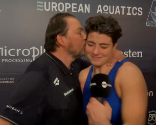 Φιλί του Παυλίδη στη Μυριοκεφαλιτάκη: «Έχει ακούσει τα περισσότερα επειδή την αγαπώ πιο πολύ από όλους»