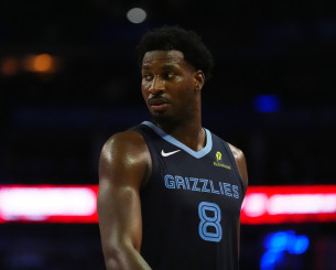 Σε rebuilding mode οι Γκρίζλις: Έστειλαν τον Τζάρεν Τζάκσον στη Γιούτα, σε μια ανταλλαγή οκτώ παικτών