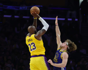 Μπορούν και χωρίς τον Ντόντσιτς οι Λέικερς, με τρομερό Καστλ οι Σπερς