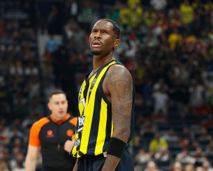 «Βόμβα» στην EuroLeague: Αγκαλιά με τον Χέιζ-Ντέιβις ο Παναθηναϊκός