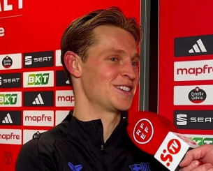 Εξαλλος Ντε Γιονγκ για το ακυρωθέν γκολ του Κουμπαρσί: «Αν η εικόνα που είδα δεν ήταν τεχνητή νοημοσύνη, τότε είναι σκάνδαλο»