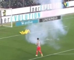 Τιμωρήθηκαν οι οπαδοί της Ίντερ - Πέταξαν κροτίδα στον τερματοφύλακα της Κρεμονέζε