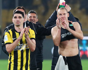 Η ΑΕΚ θέλει τις ανανεώσεις με Μάνταλο και Βίντα μέχρι το 2027